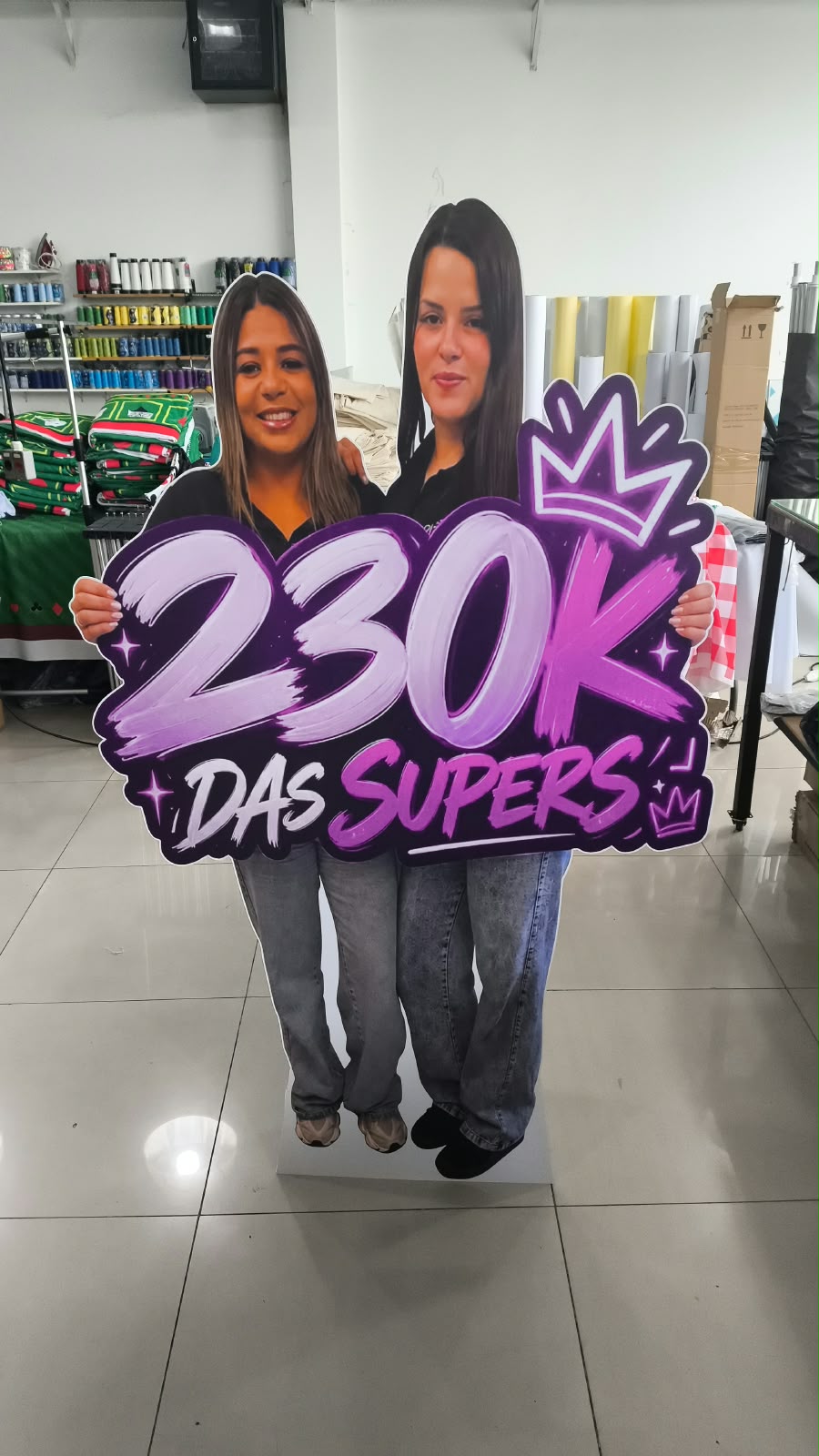 Totem Pessoa Divulgacao Pvc