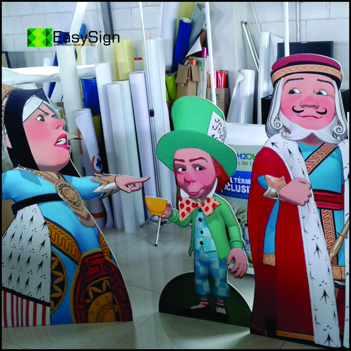 Totem para Propaganda de Plástico