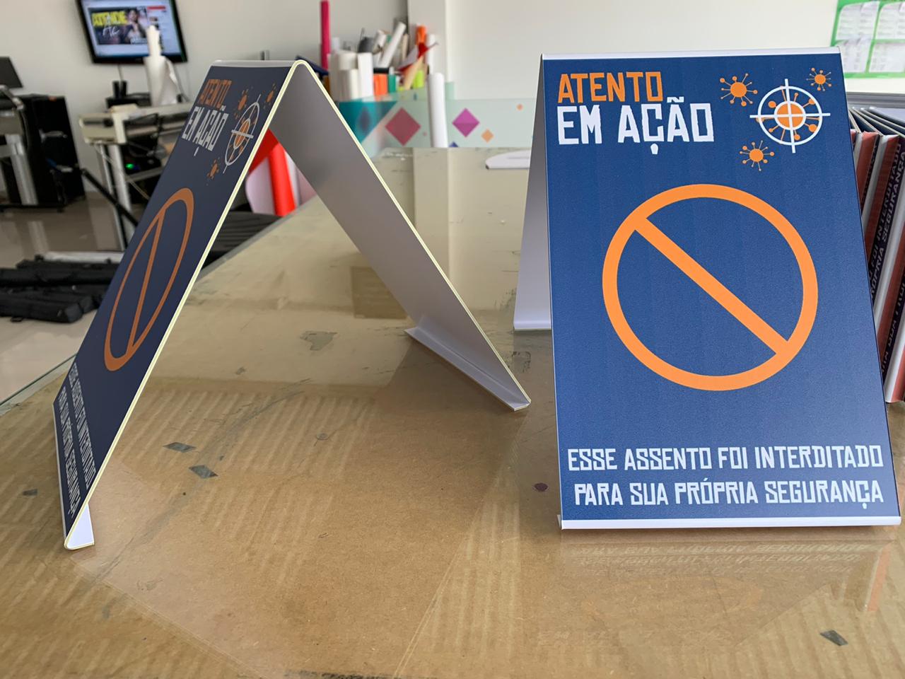 Display De Mesa (9)