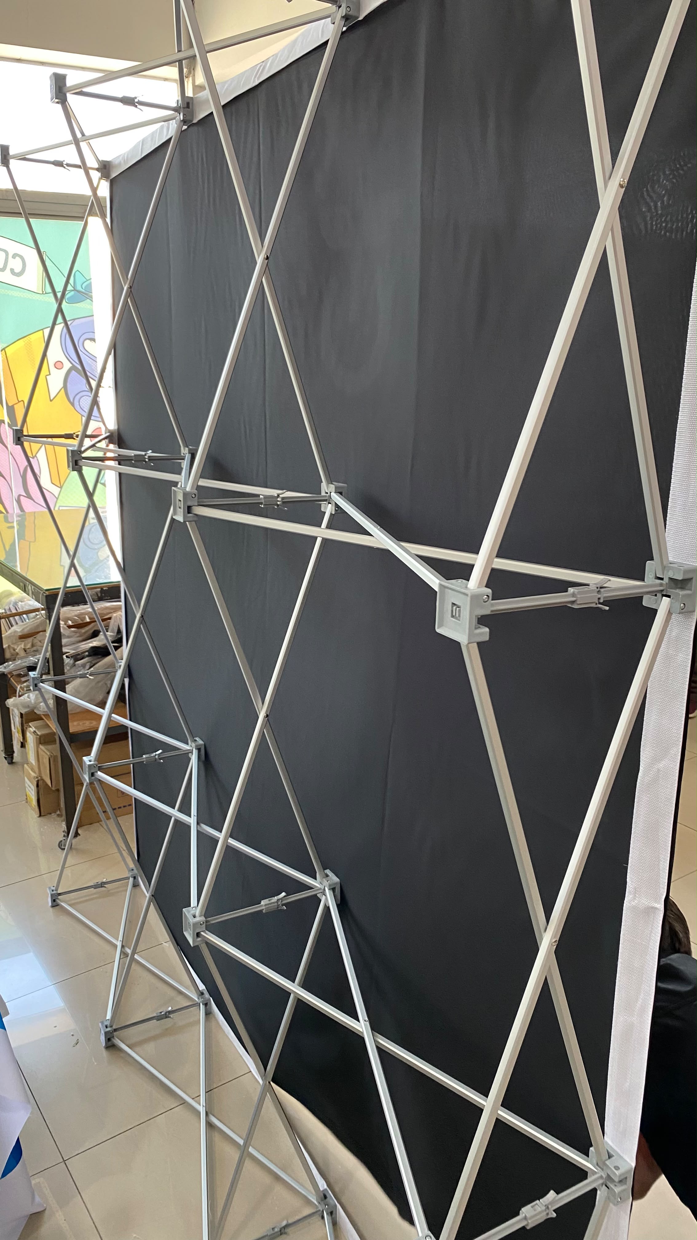 Extrutura Backdrop Retratil Montada